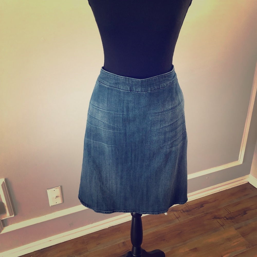 Denim skirt